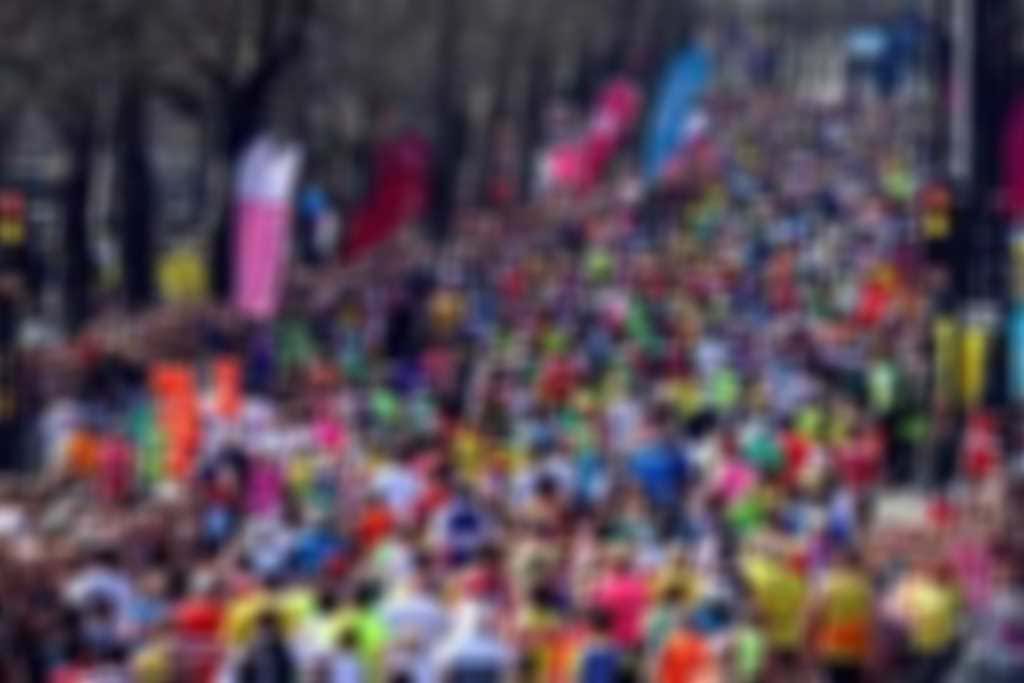London_Marathon_masses.jpg blurred out