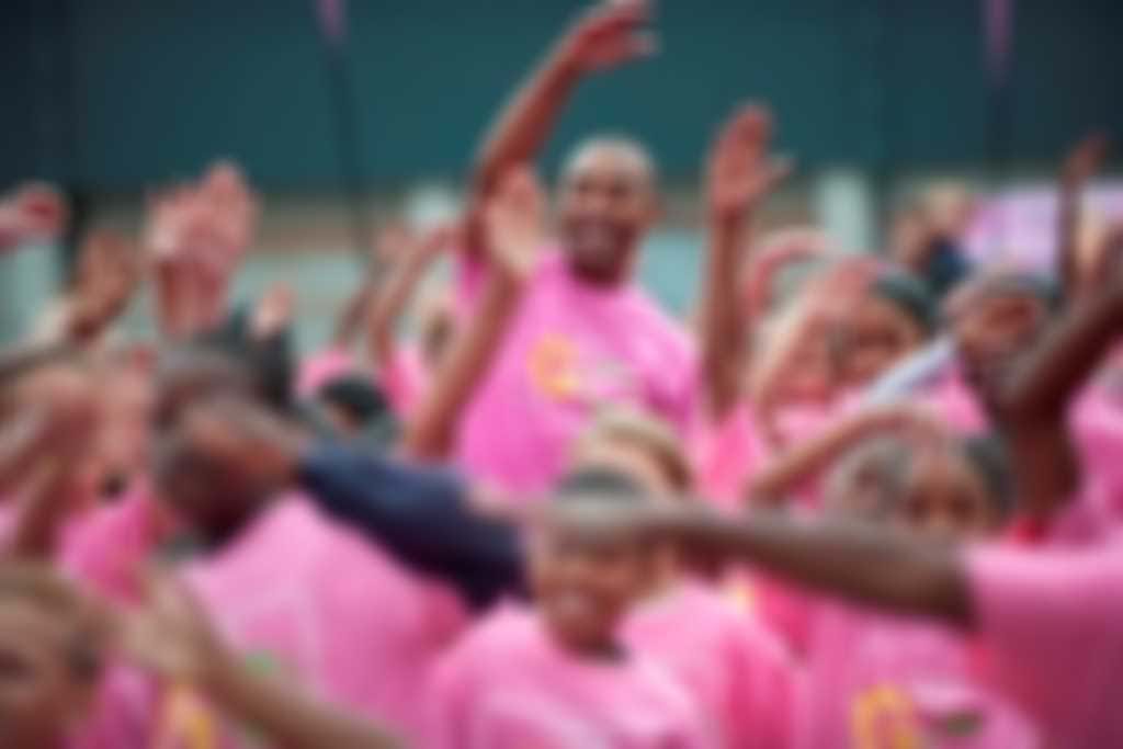 Go_Run_For_Fun_Colin_Jackson.jpg blurred out