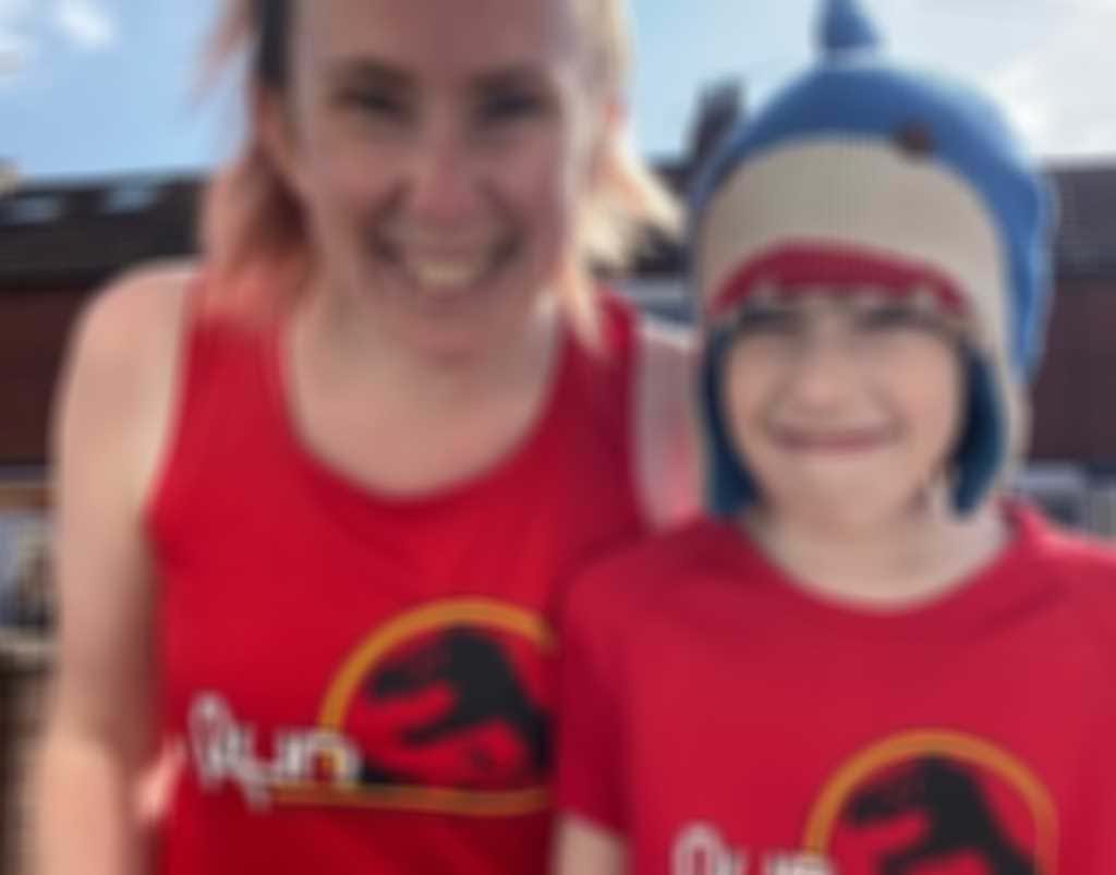 Roarsome George Crop blurred out