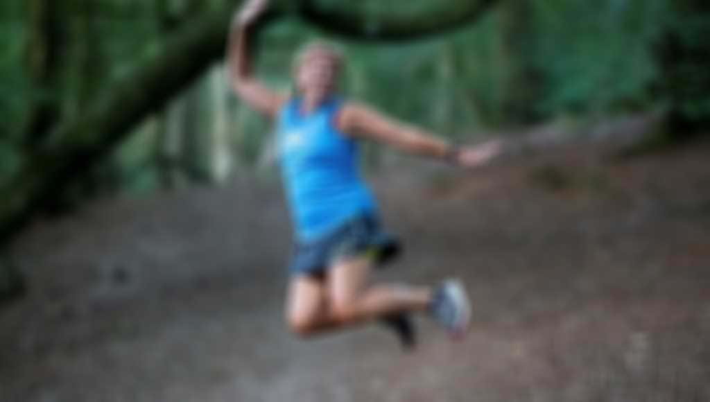 SueBennet-jumping600.jpg blurred out