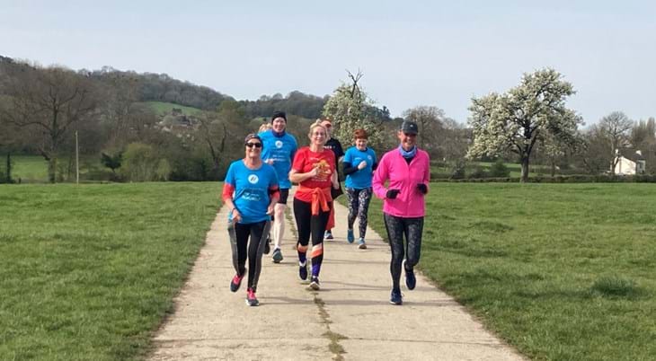 Run2Help group running