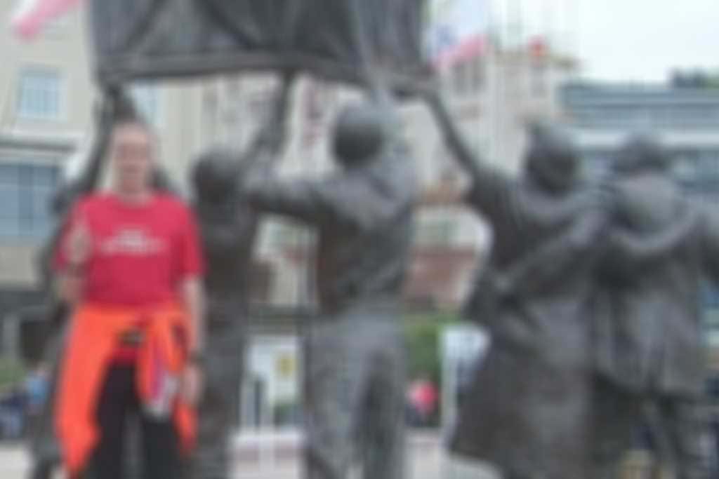 Paul_Lewis_Jersey300.jpg blurred out