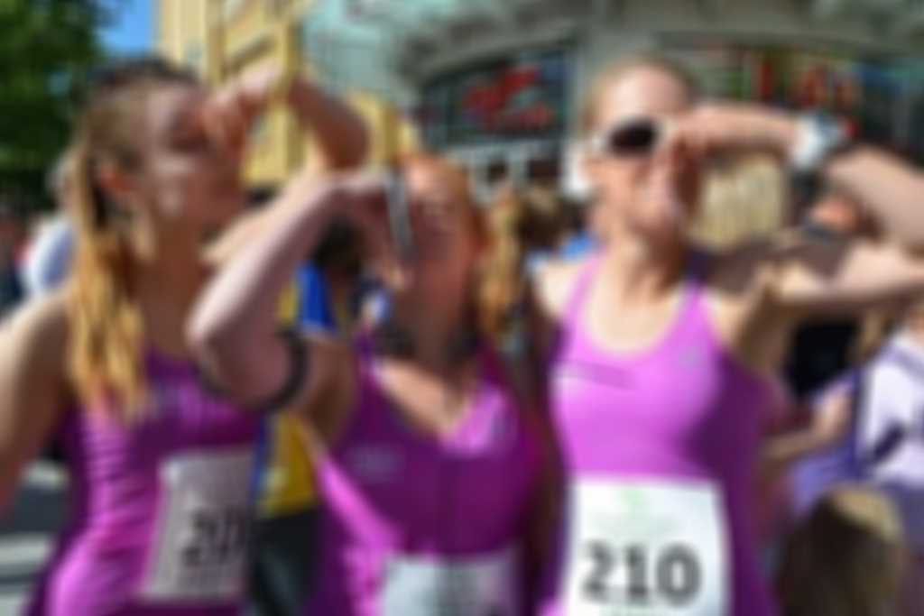 Petra_Jewellery_Strawfie300.JPG blurred out