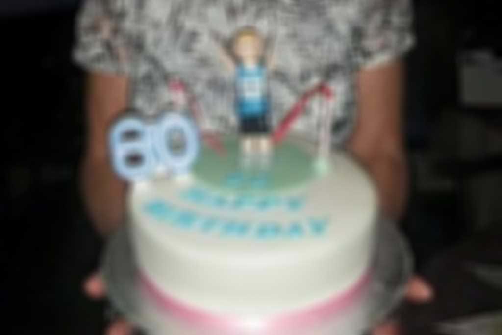 woollacott_jog_northants_cake300.jpg blurred out